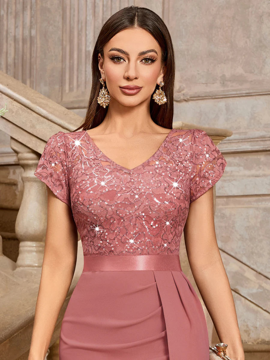 Vestido de cóctel con escote en V, mangas cortas, lentejuelas y encaje