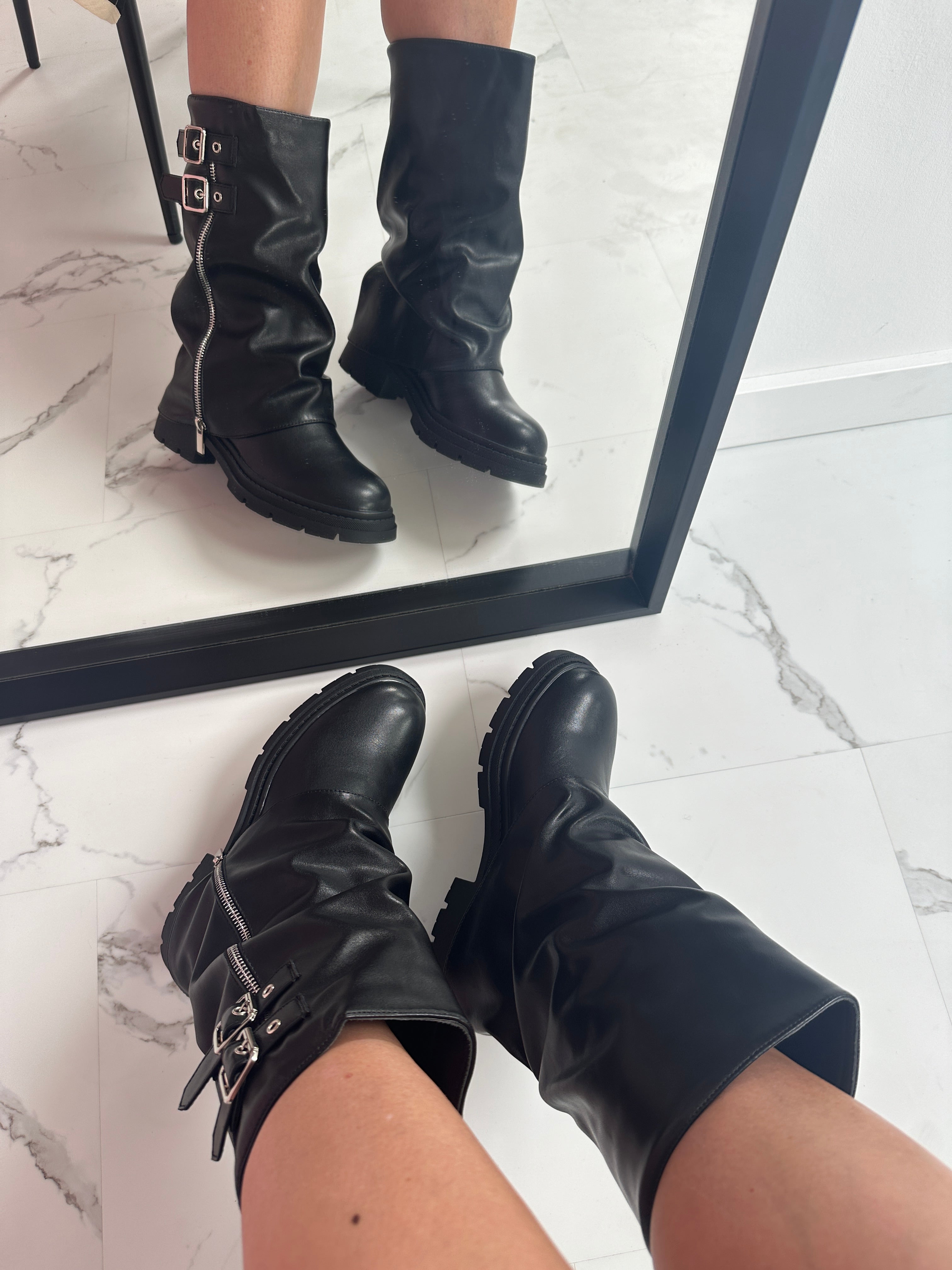 Olaya - Botas Cubiertas con Cremallera