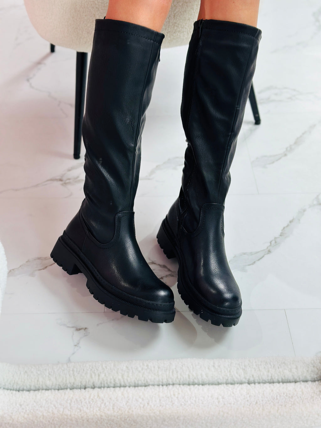 Anetta - Botas Altas Negras