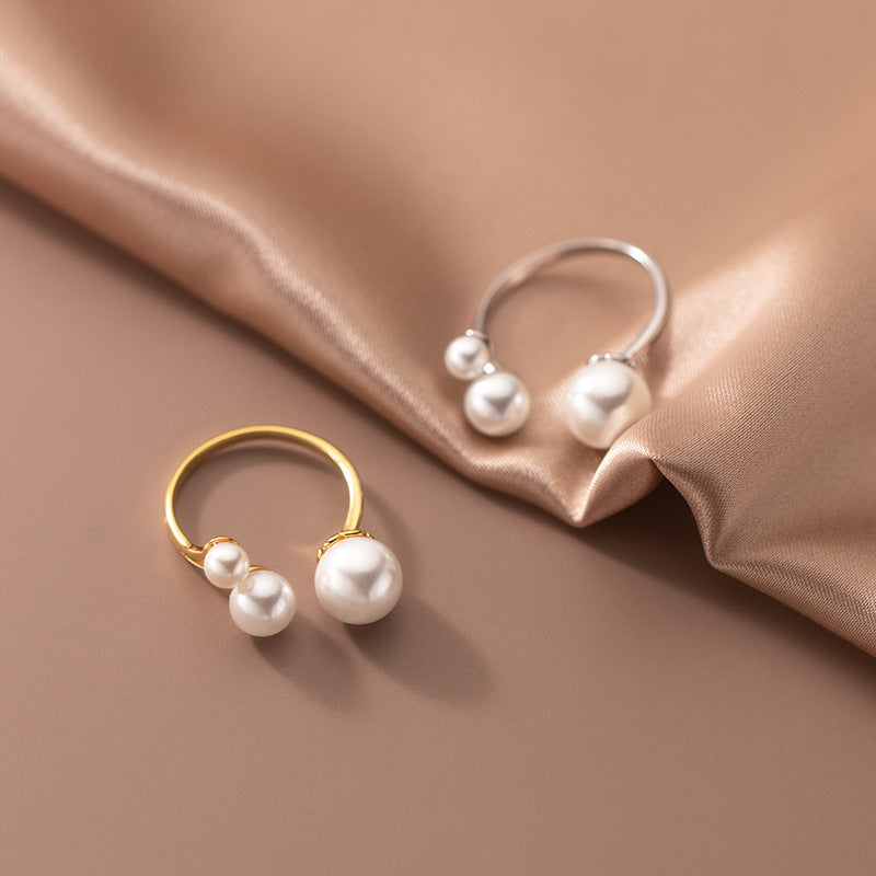 SOFÍA | Anillo ajustable triple con perlas de agua dulce