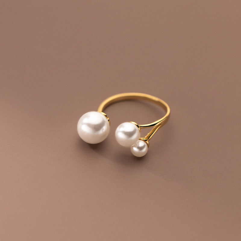 SOFÍA | Anillo ajustable triple con perlas de agua dulce