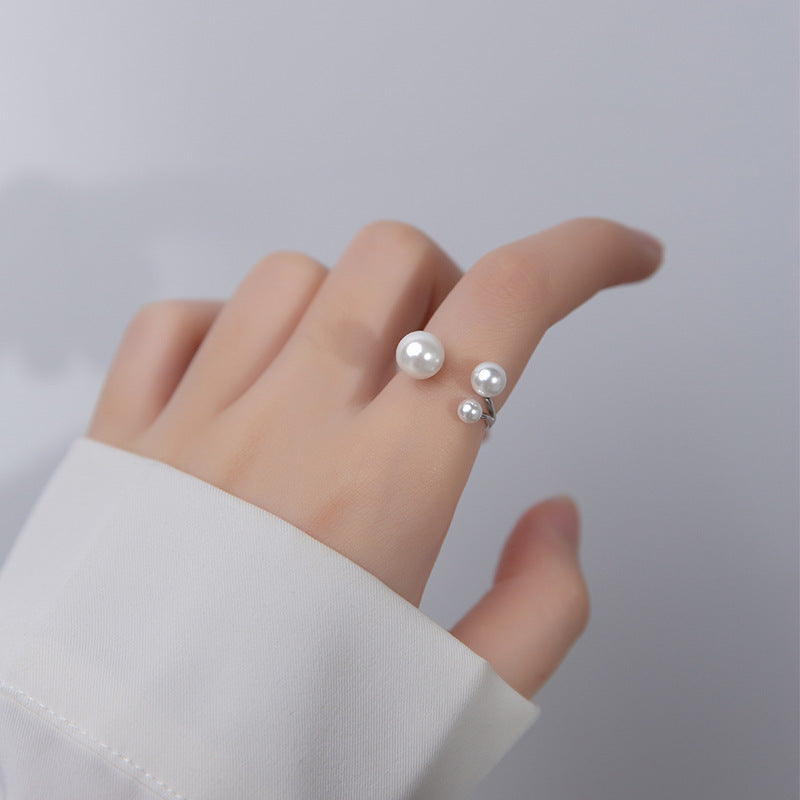 SOFÍA | Anillo ajustable triple con perlas de agua dulce