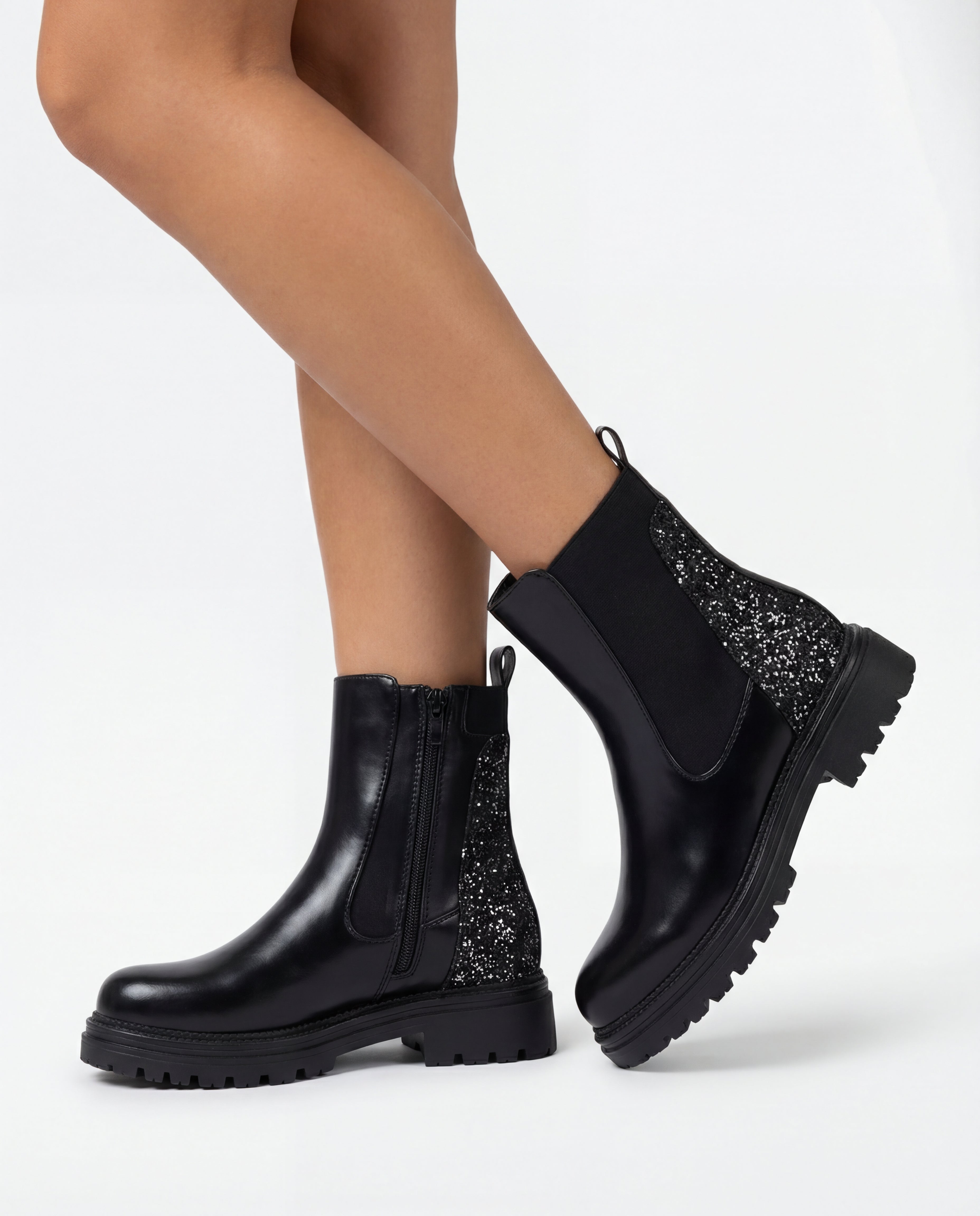 Chelsea Botas Negras - Detalle Oscuro
