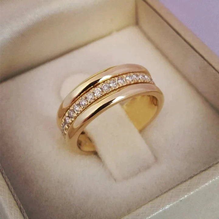 SARAH | Anillo vintage con circonitas incrustadas
