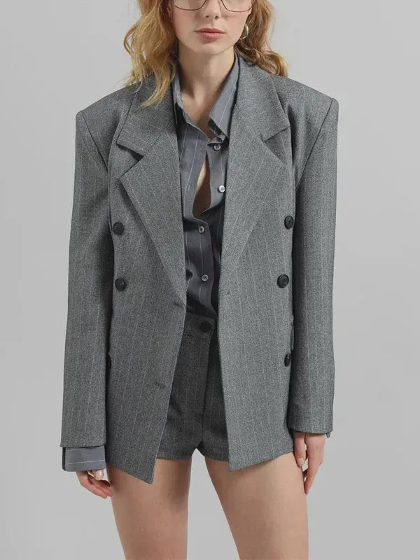 Sofia | Blazer gris a rayas con cinturón